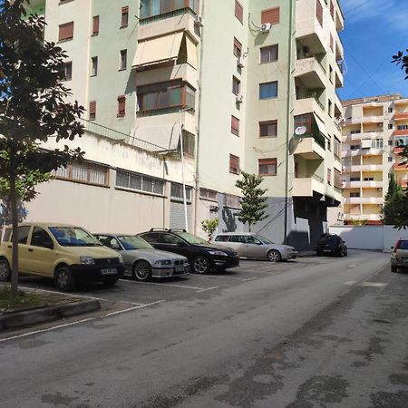 Noel Apartment Vlore Bagian luar foto