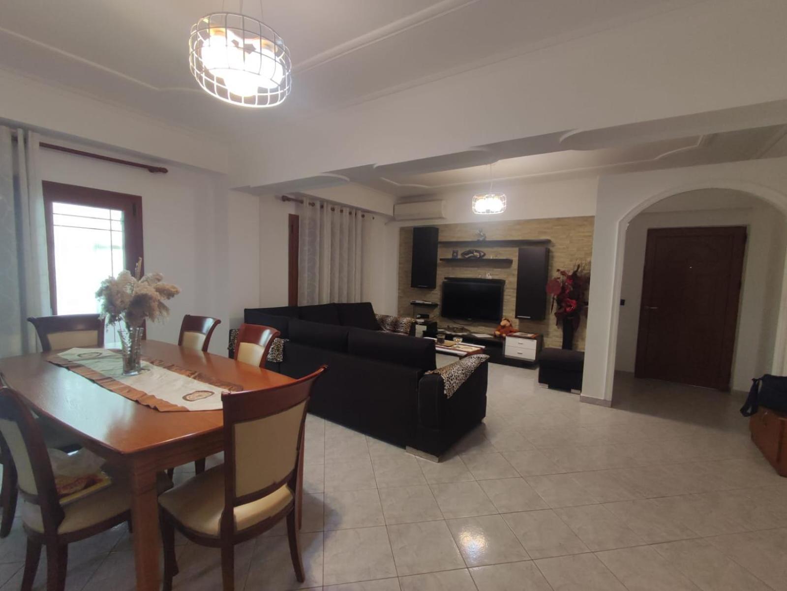 Noel Apartment Vlore Bagian luar foto